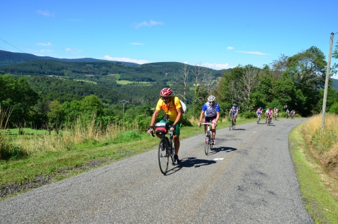 la_loge_des_gardes_ascension_cyclos_c_l._holder_-_cdt03.jpg