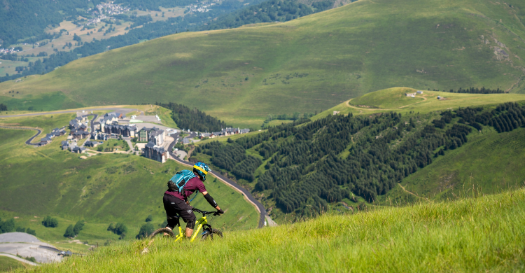 VALLEE DU LOURON  ©Jean Noel Herranz 