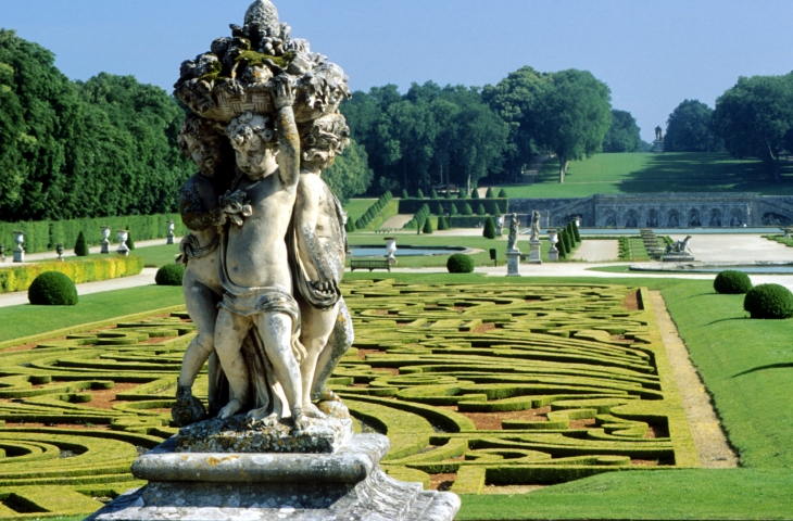 anges-et-broderies-de-vaux-le-vicomtecmilochau.jpg